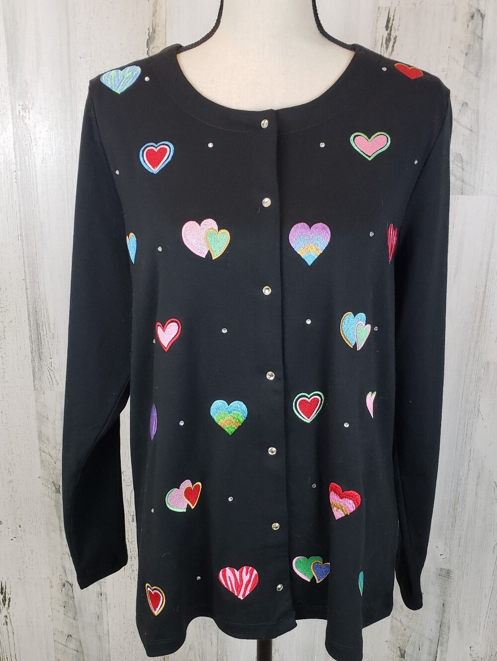 Quacker Factory NWT Heart Embroidery Top Size Large